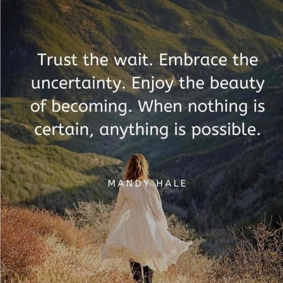 Meet your Posher, Alyssa - Picture 4 of 10